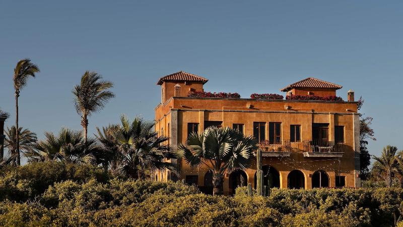 Villa Santa Cruz