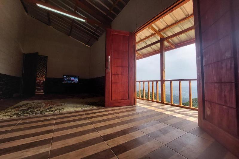 Villa Zoya Montana By Zuzu image