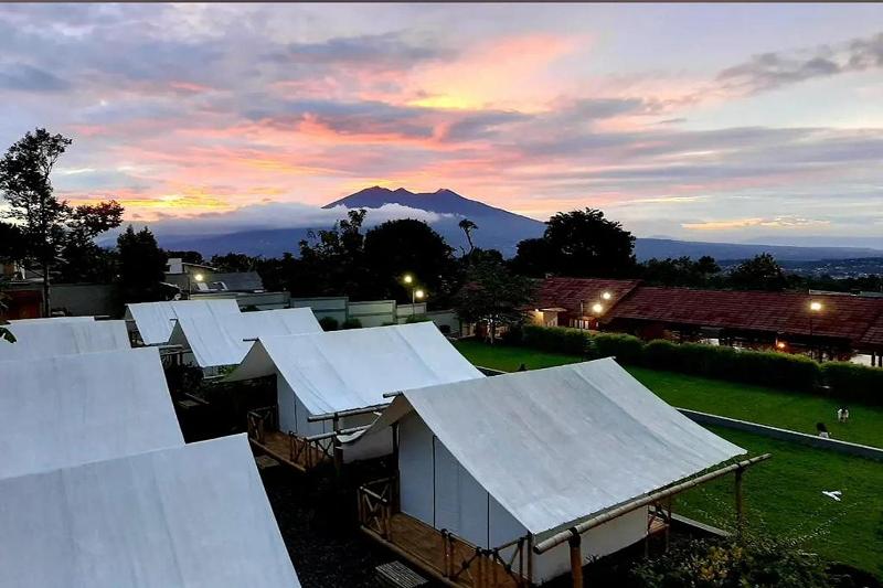 D’Royale Tapos Resort Bogor By Zuzu image