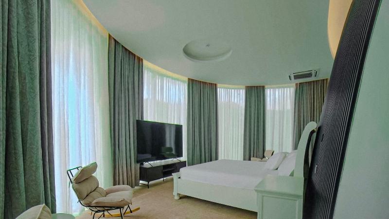 Chebera Elephant Paw Lodge image