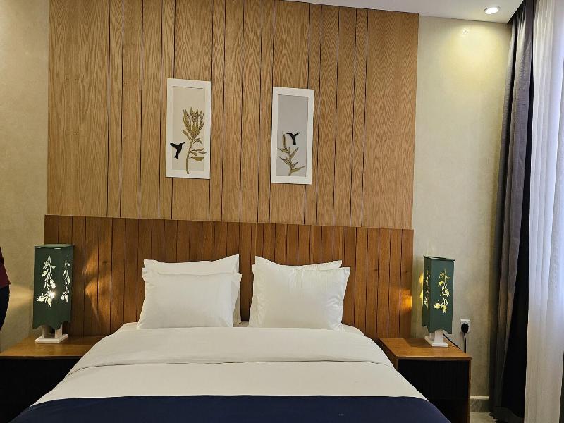 Grik Hotel Entebbe image