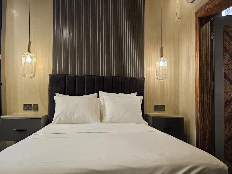 Grik Hotel Entebbe image