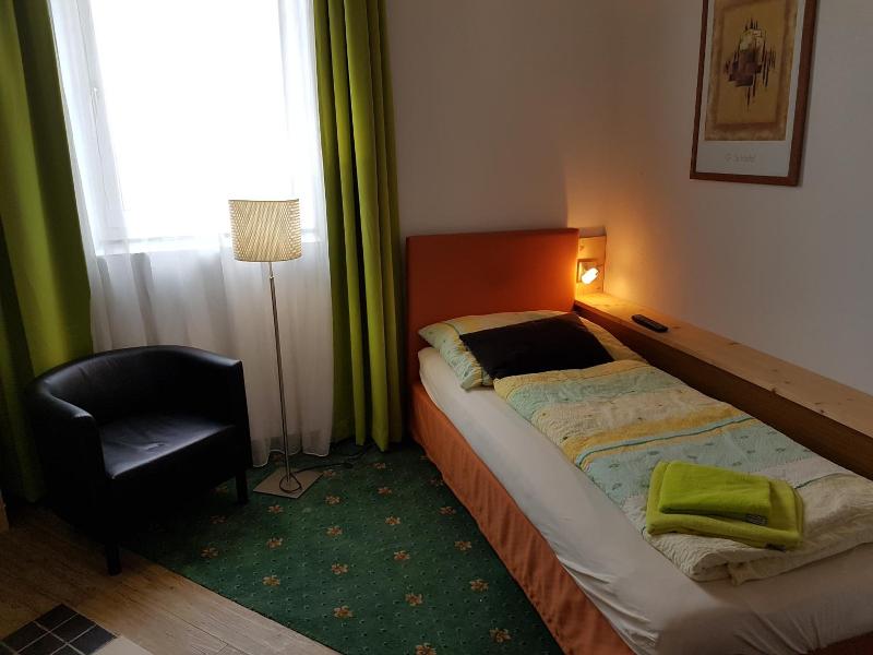 Hotel Kreuzwirt image