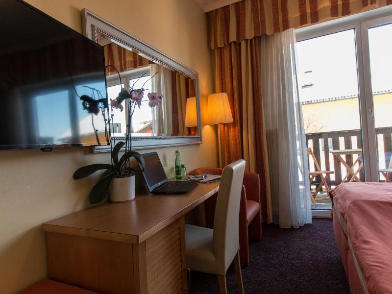 Hotel Kreuzwirt image