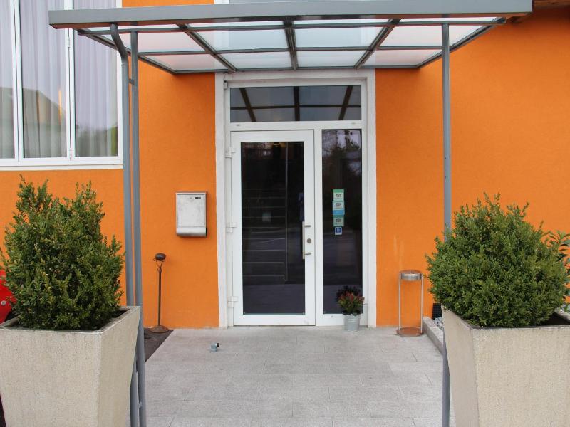 Hotel Kreuzwirt image