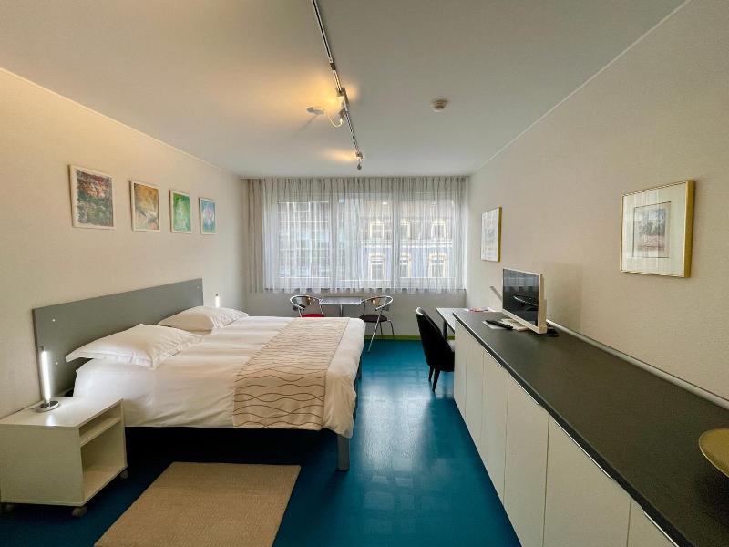 Domus Hotel image