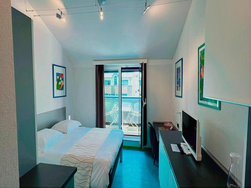 Domus Hotel image