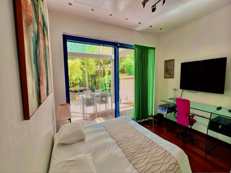 Domus Hotel image