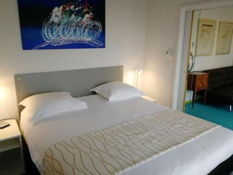 Domus Hotel image