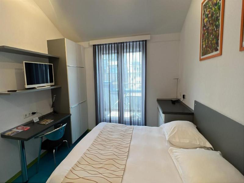Domus Hotel image