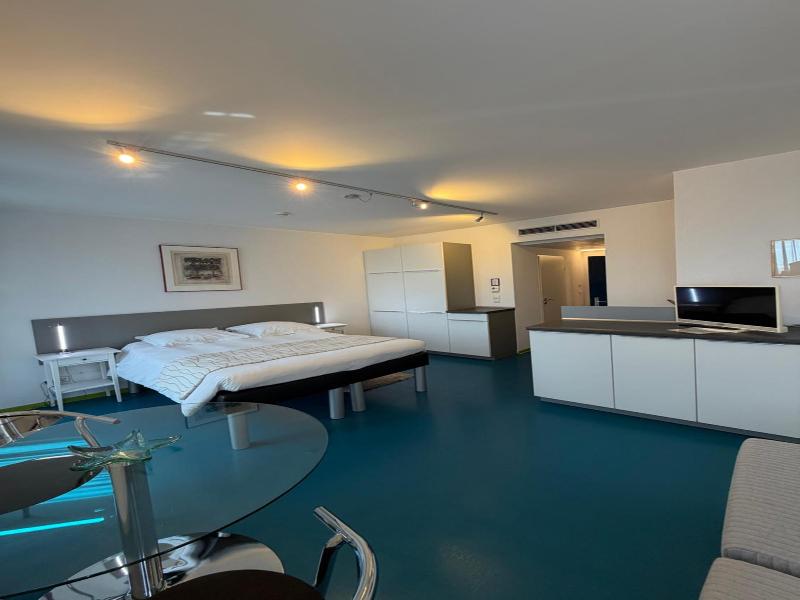 Domus Hotel image