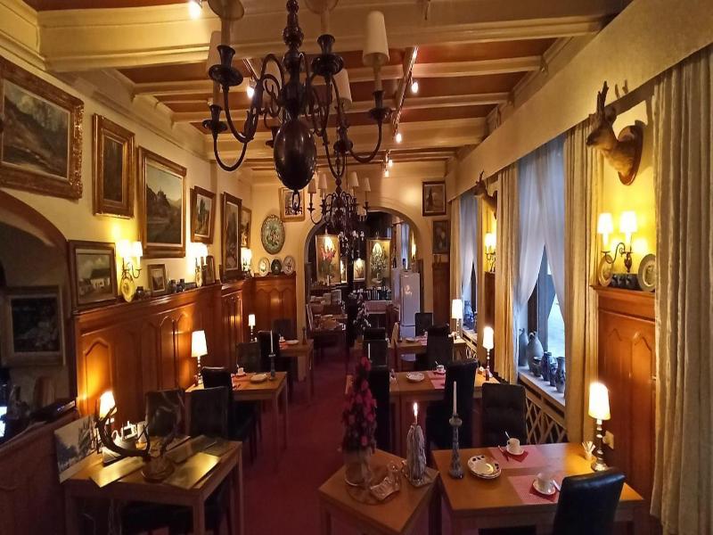 Hotel Le Chalet image