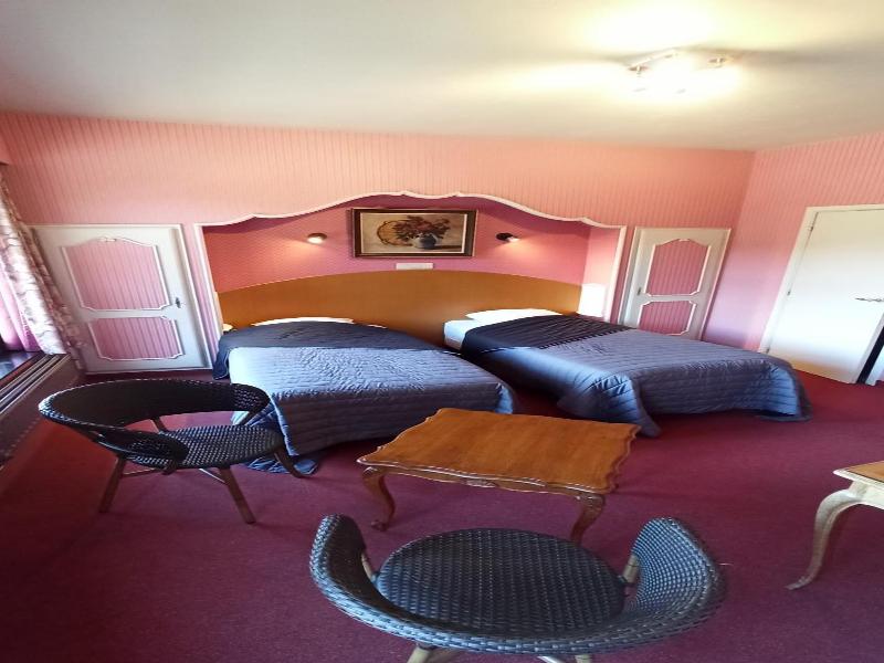Hotel Le Chalet image