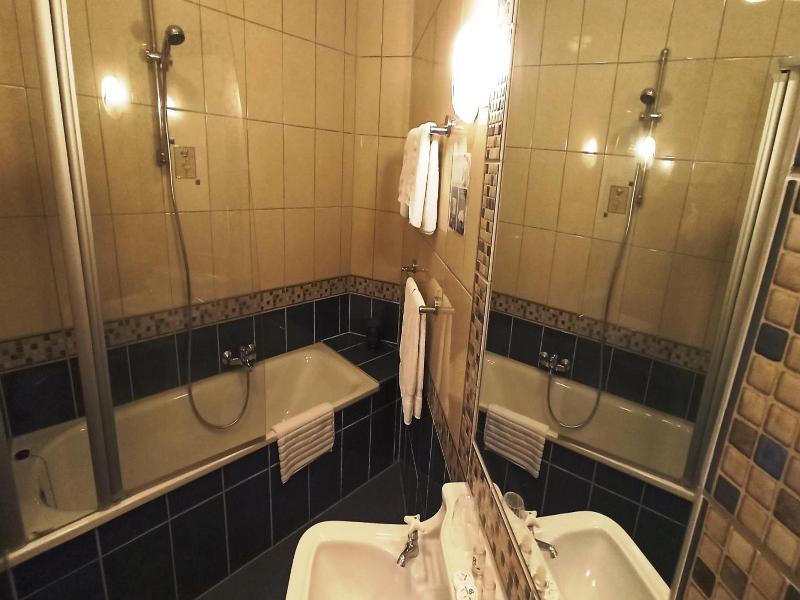 Hotel Le Chalet image