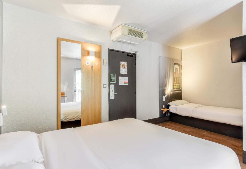 B&b Hotel Narbonne 1 image