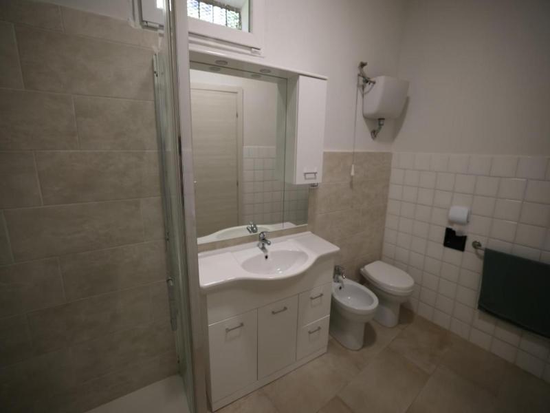 Hostel Bosmi Bed&language Liguria image