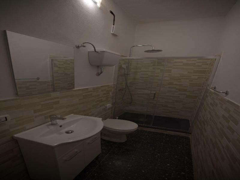 Hostel Bosmi Bed&language Liguria image