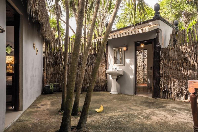 Playa Esperanza Hotel Tulum image