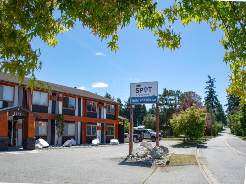 The Spot At Porpoise Bay Hotel & Marina image