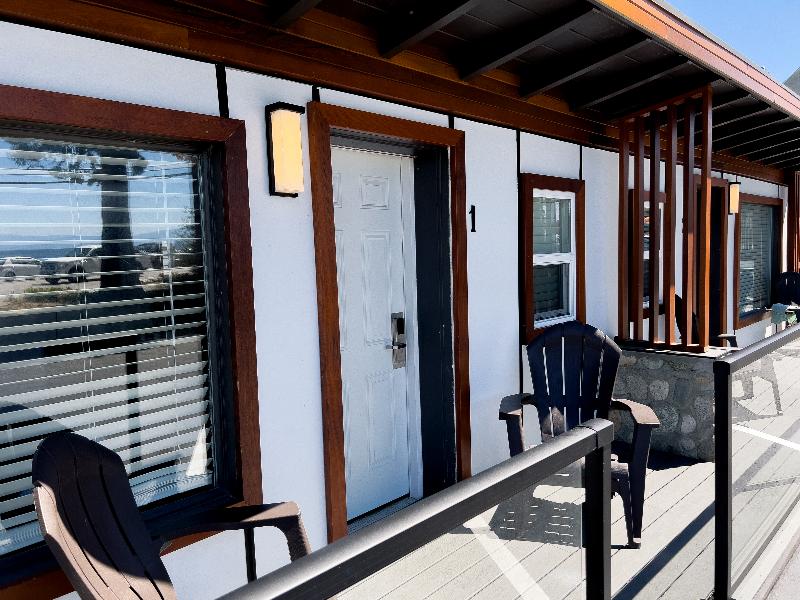 Oceanside Villas — general view