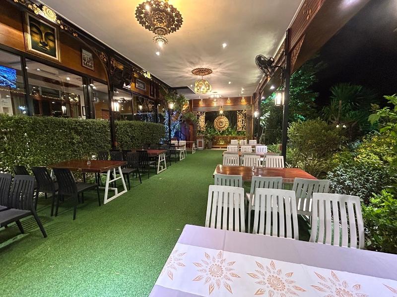 Kokhaburi Hotel By Zuzu image