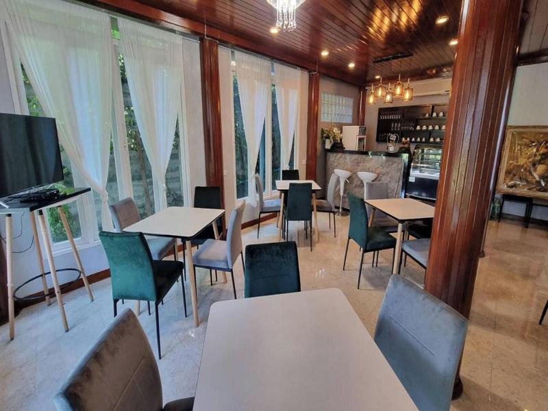 Ruenthai Ayutthaya Resort And Restaurant By Zuzu image