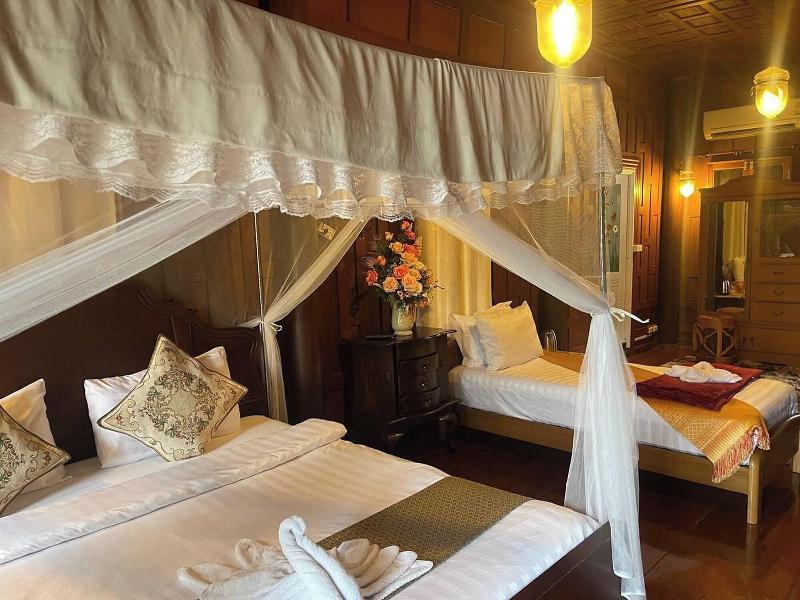 Ruenthai Ayutthaya Resort And Restaurant By Zuzu image