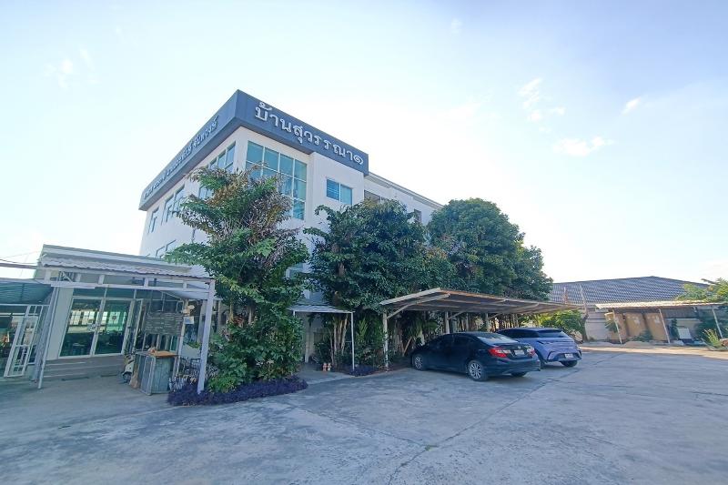 Baansuwanna Hotel By Zuzu image