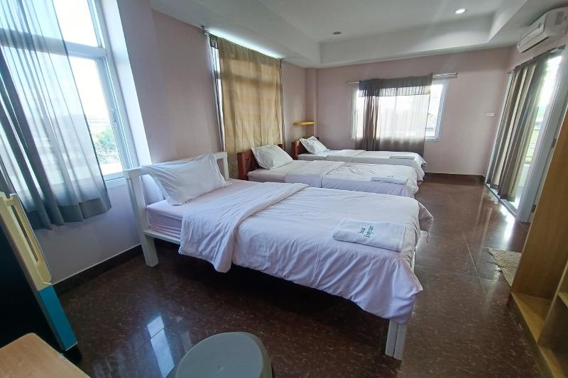 Baansuwanna Hotel By Zuzu image