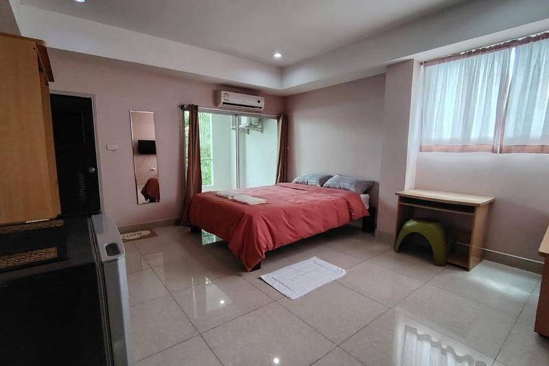 Baansuwanna Hotel By Zuzu image