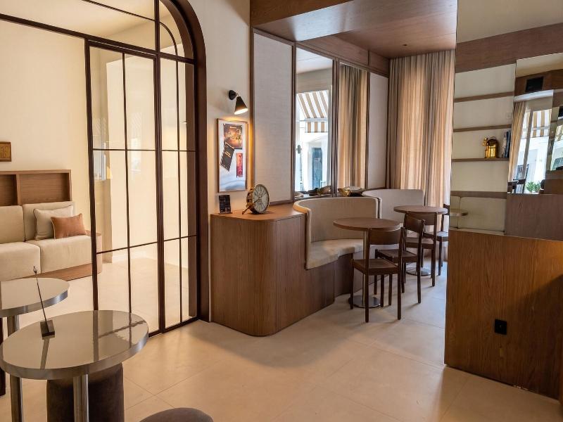 Hotel Medium Montecarlo image
