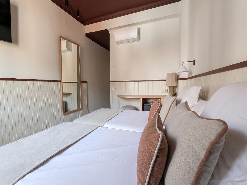 Hotel Medium Montecarlo image