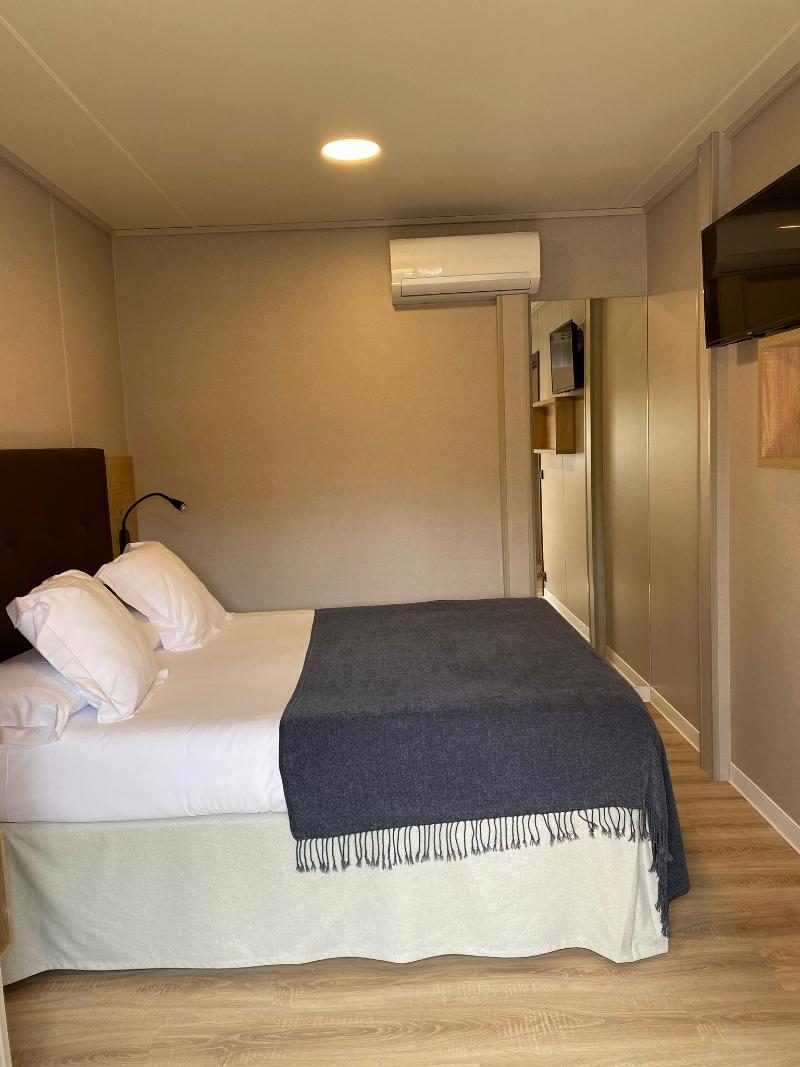 Natura Resorts image
