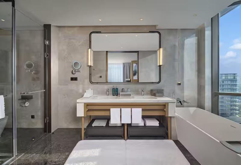 Hilton Jiashan image