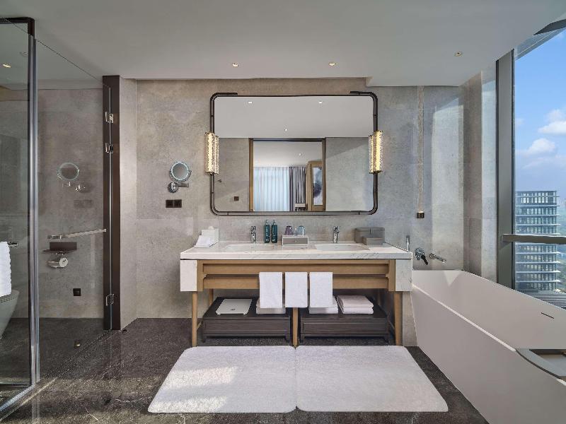 Hilton Jiashan image