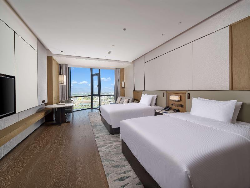 Hilton Jiashan image