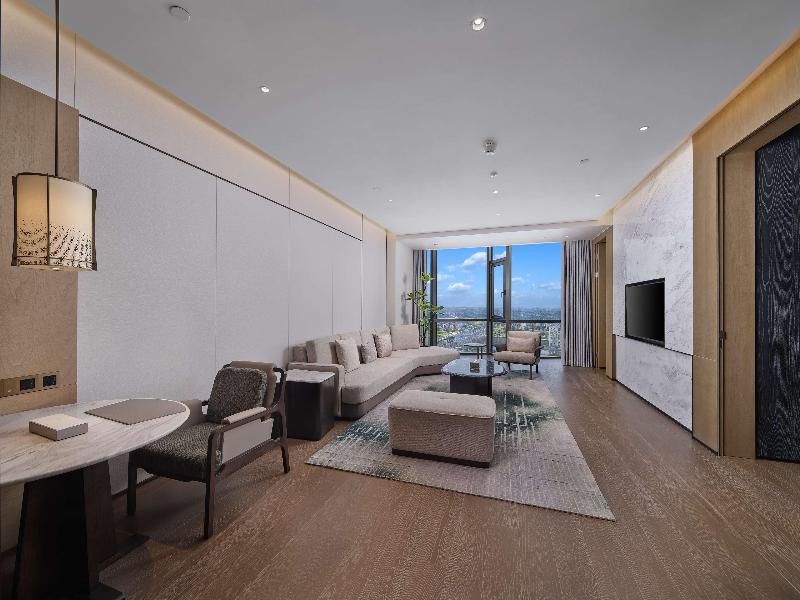 Hilton Jiashan image