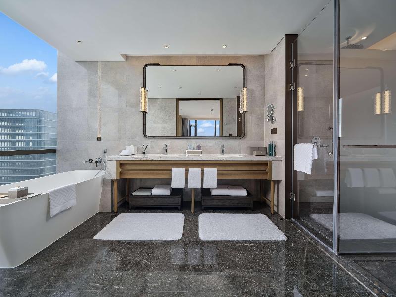 Hilton Jiashan image