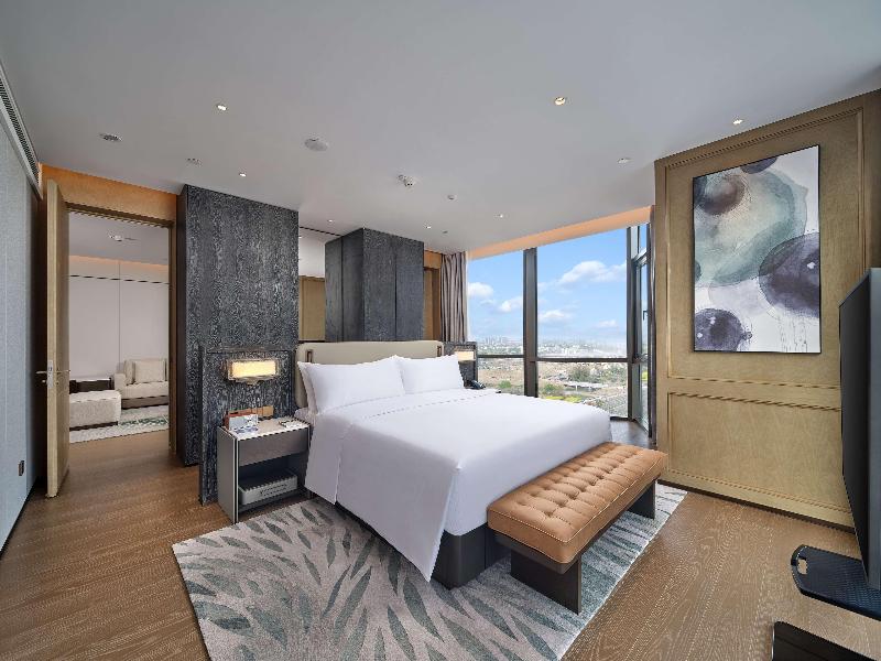 Hilton Jiashan image