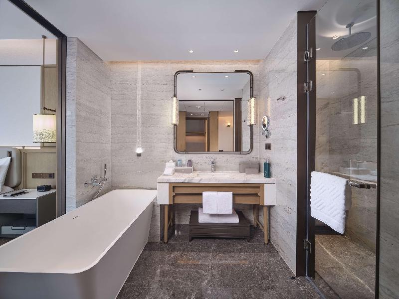 Hilton Jiashan image