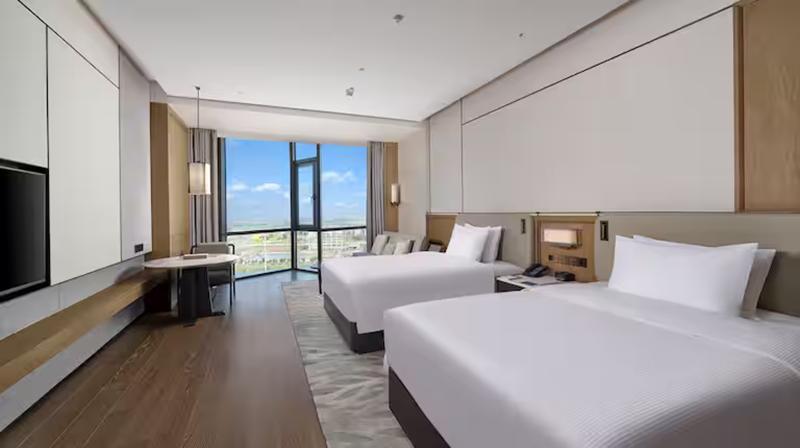 Hilton Jiashan image