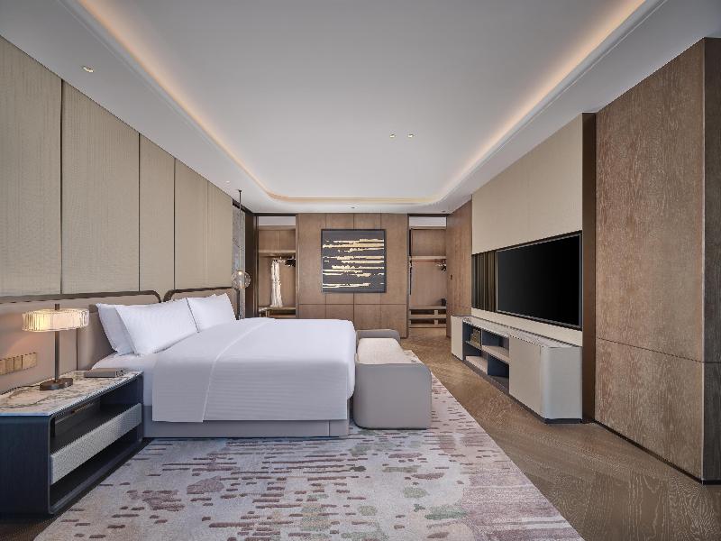 Hilton Jiashan image