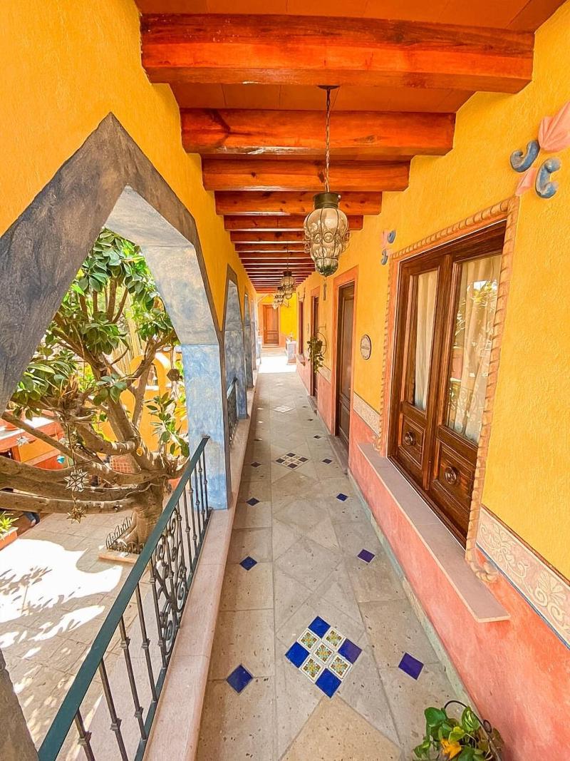 Hotel Boutique Santo Cuervo image