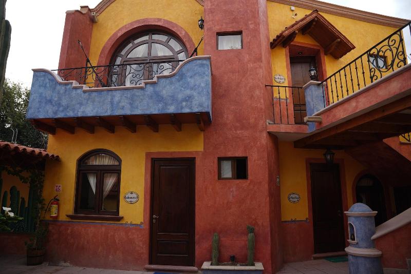 Hotel Boutique Santo Cuervo image