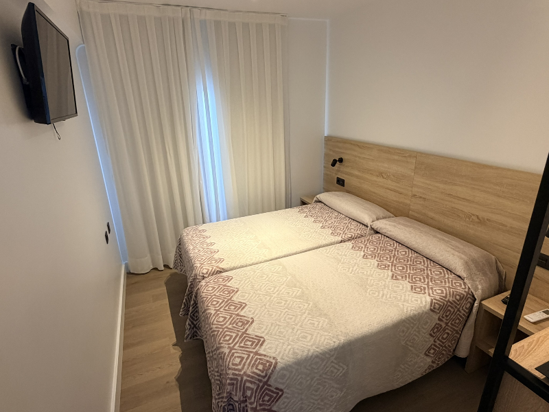 Hostal Juan Carlos image