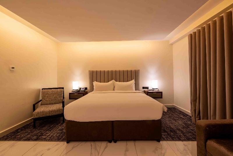 Palms By Eagles Airport City (formerly Holidayinn) image
