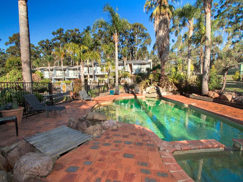 Fairway Motor Inn