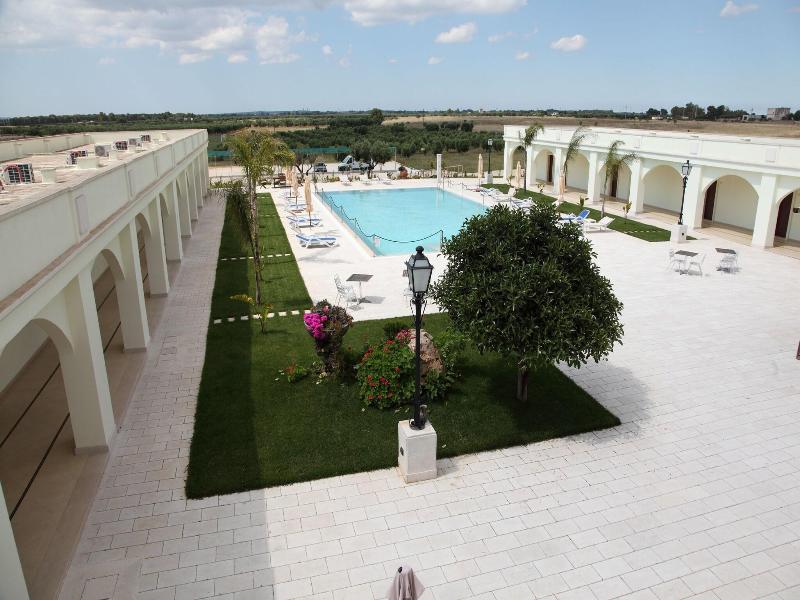 Agri Hotel Conte Salentino image