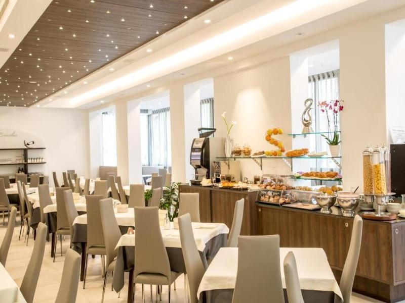 Hotel Carinthia image