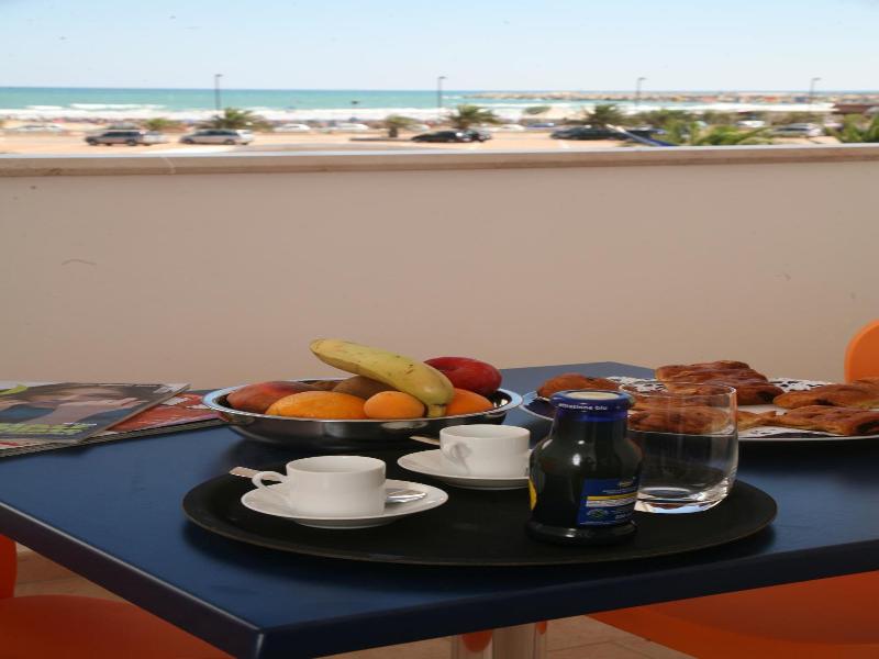 Hotel Yria image